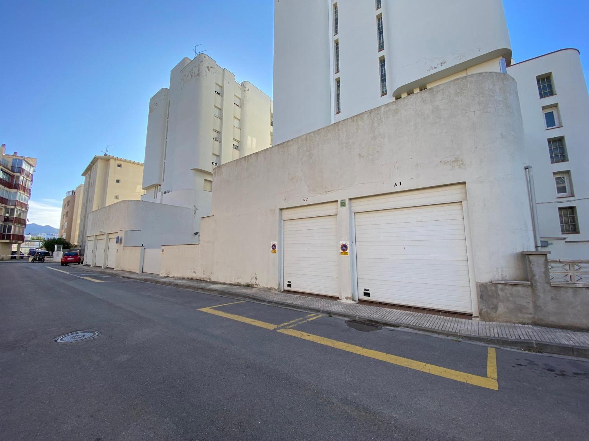 Apartamento Agi Drugstore Rosas