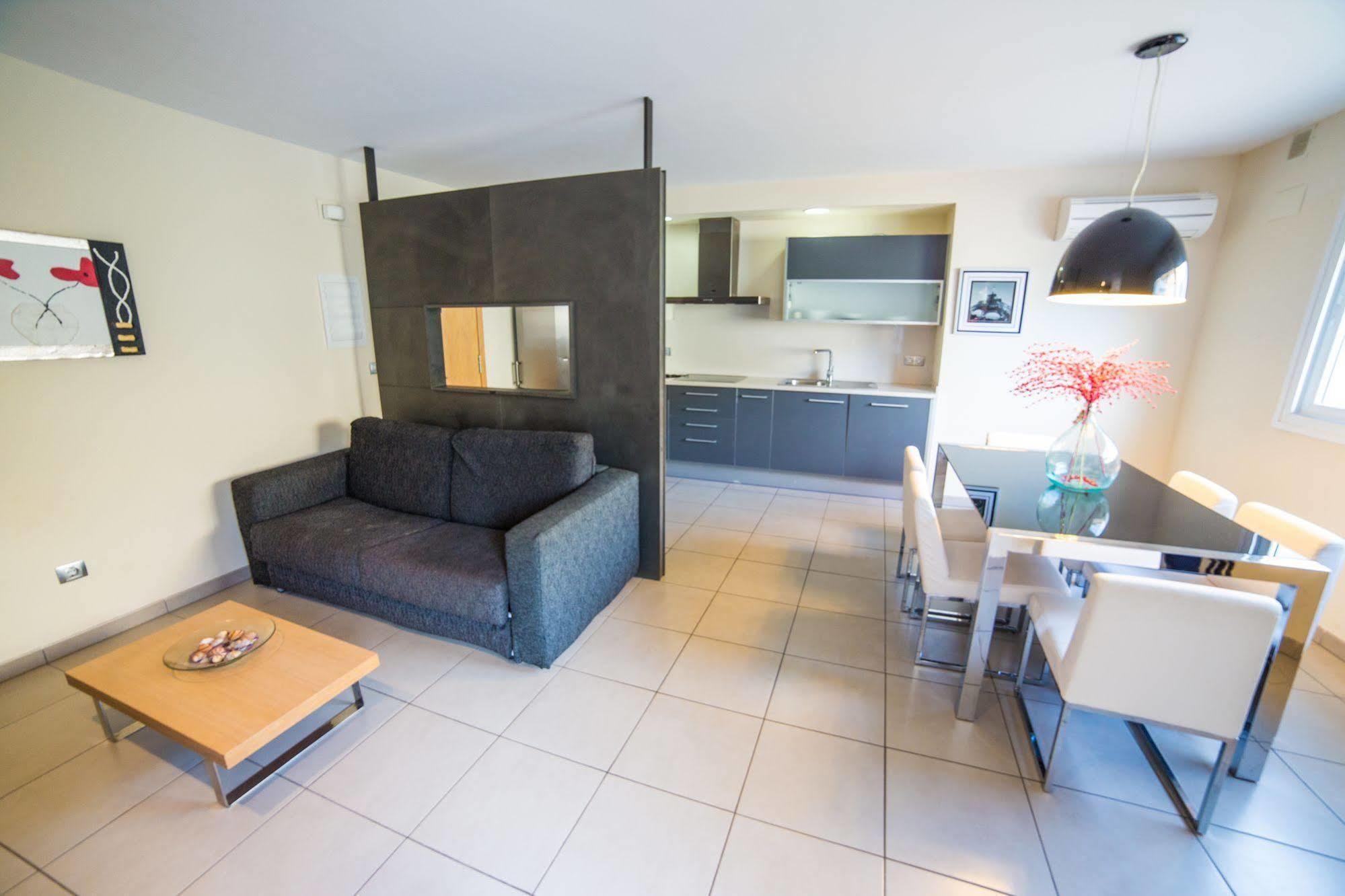 Agi Drugstore Appartement *